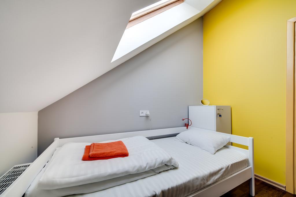 Park Plus Hostel Lviv Rom bilde